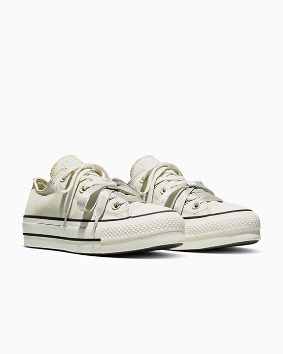 Chuck Taylor All Star Lift Platform Peached Canvas