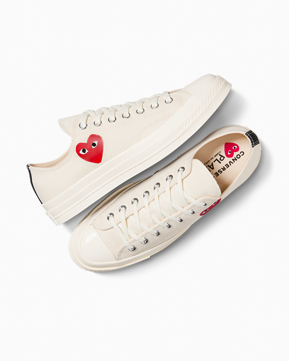 PLAY Comme des Garçons Single Heart Chuck 70