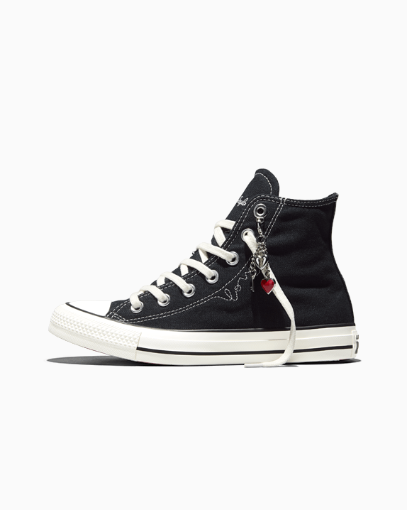 Chuck Taylor All Star Hearts